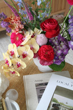 Load image into Gallery viewer, Business Space Flower Subscription