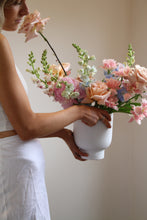 Load image into Gallery viewer, Business Space Flower Subscription