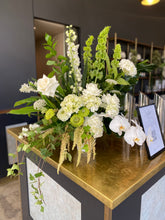 Load image into Gallery viewer, Business Space Flower Subscription