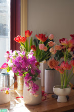 Load image into Gallery viewer, Flower Delivery Subscription
