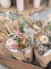 Load image into Gallery viewer, Dried Flower Bunch
